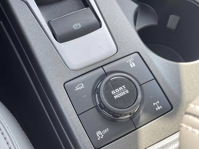 2026 Oxford White Ford Bronco Sport Badlands 4X4 SUV