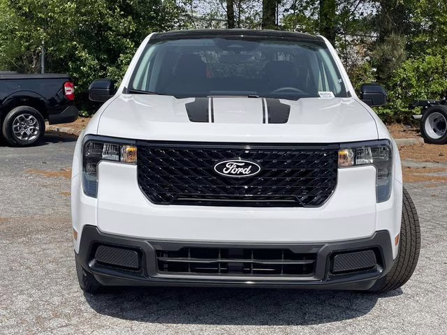 2025 Oxford White Ford Maverick XLT AWD Truck