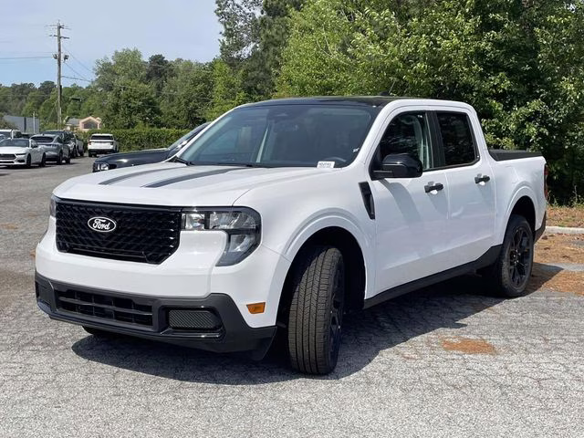 2025 Oxford White Ford Maverick XLT AWD Truck