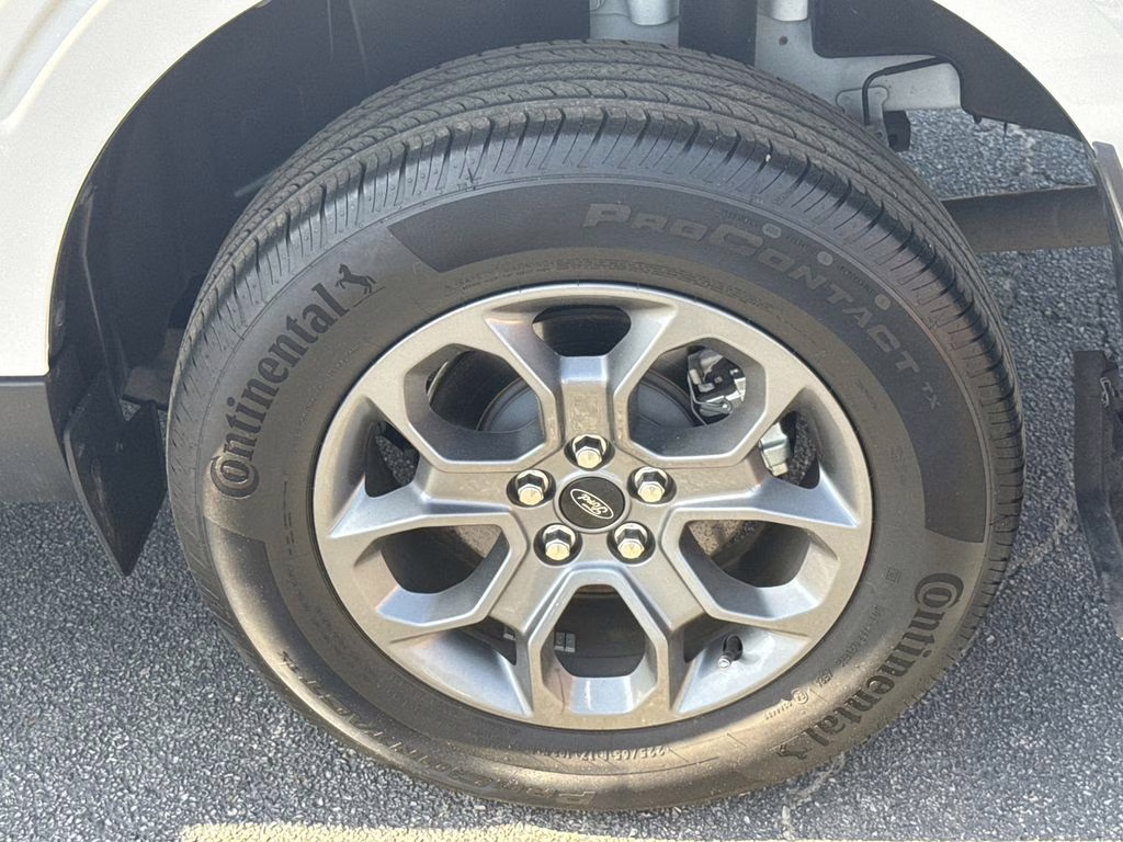 2025 Oxford White Ford Maverick XLT AWD Truck