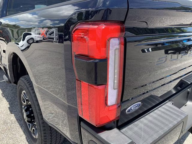 2025 Antimatter Blue Metallic Ford Super Duty F-350 SRW Platinum 4X4 Truck