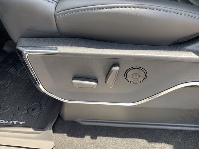 2025 Antimatter Blue Metallic Ford Super Duty F-350 SRW Platinum 4X4 Truck