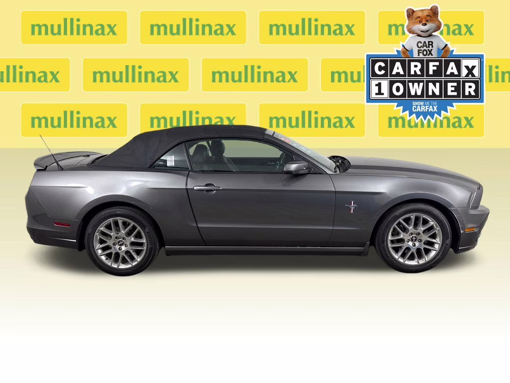 2013 Sterling Gray Metallic Ford Mustang V6 Premium RWD Convertible