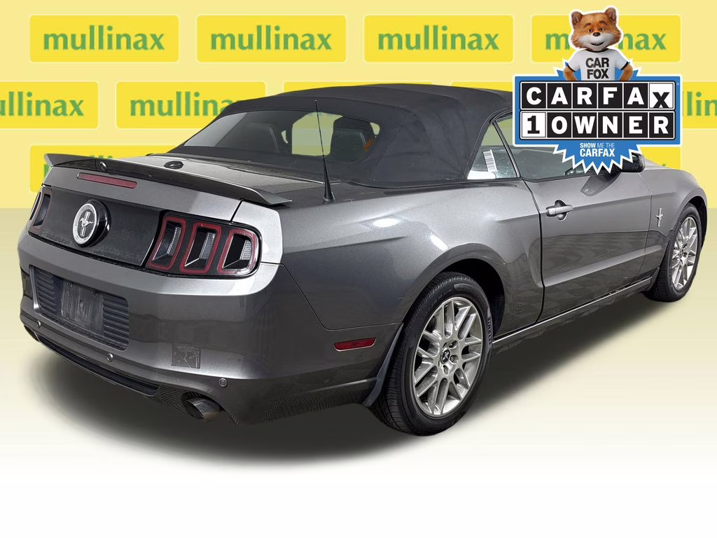 2013 Sterling Gray Metallic Ford Mustang V6 Premium RWD Convertible