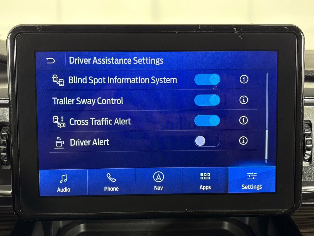 2021 Star White Metallic Tri-Coat Ford Explorer Limited RWD SUV