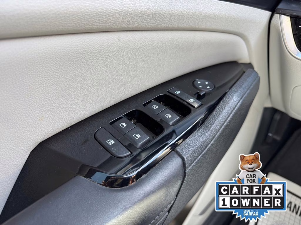 2023 Ebony Black Kia Sportage EX FWD SUV