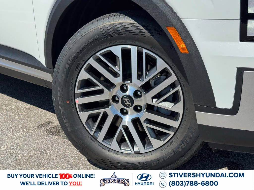 2026 Creamy White Pearl Hyundai Palisade SEL FWD SUV