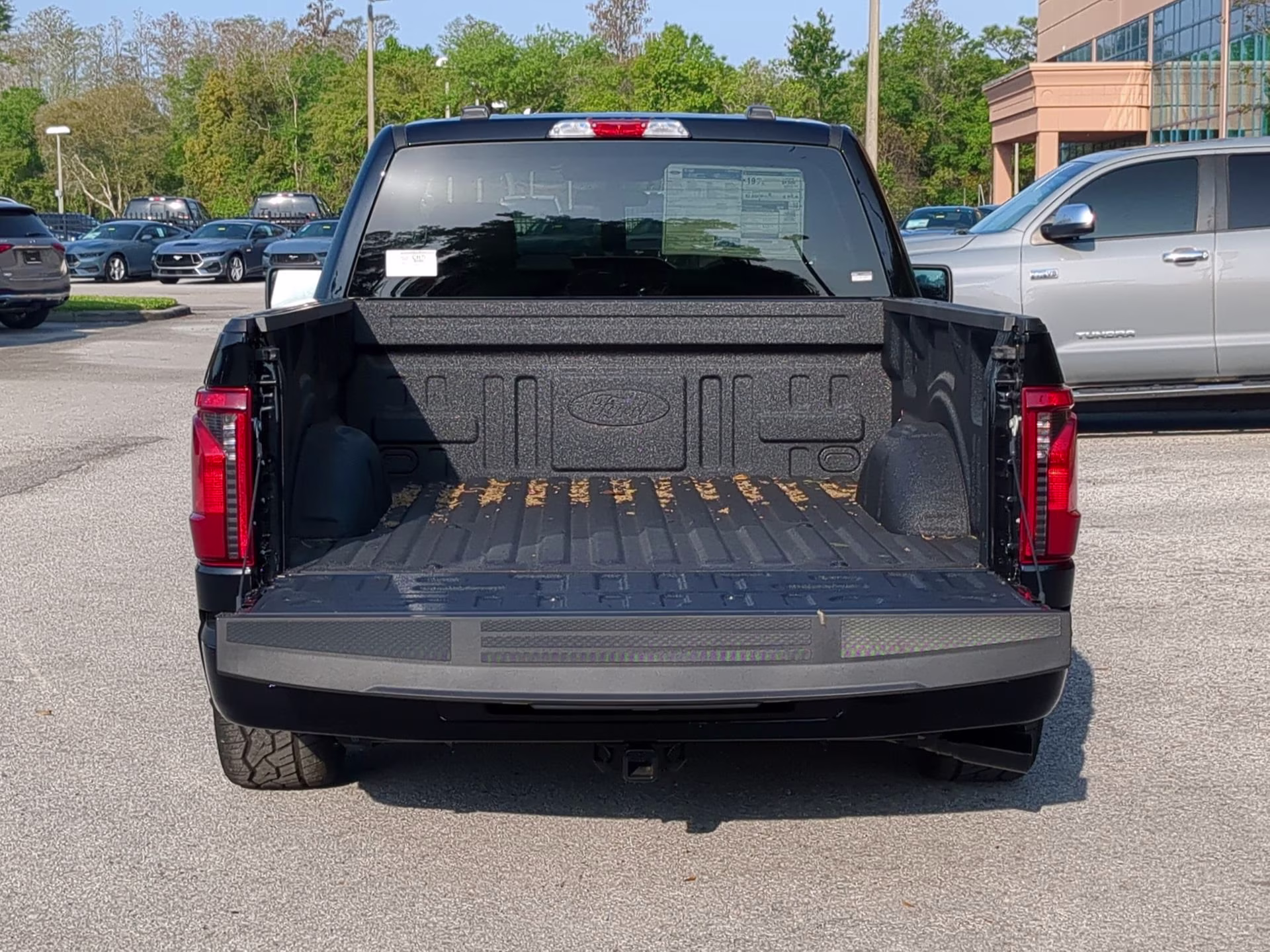 2026 Agate Black Metallic Ford F-150 XL Regular Cab Pickup 4X4 Truck