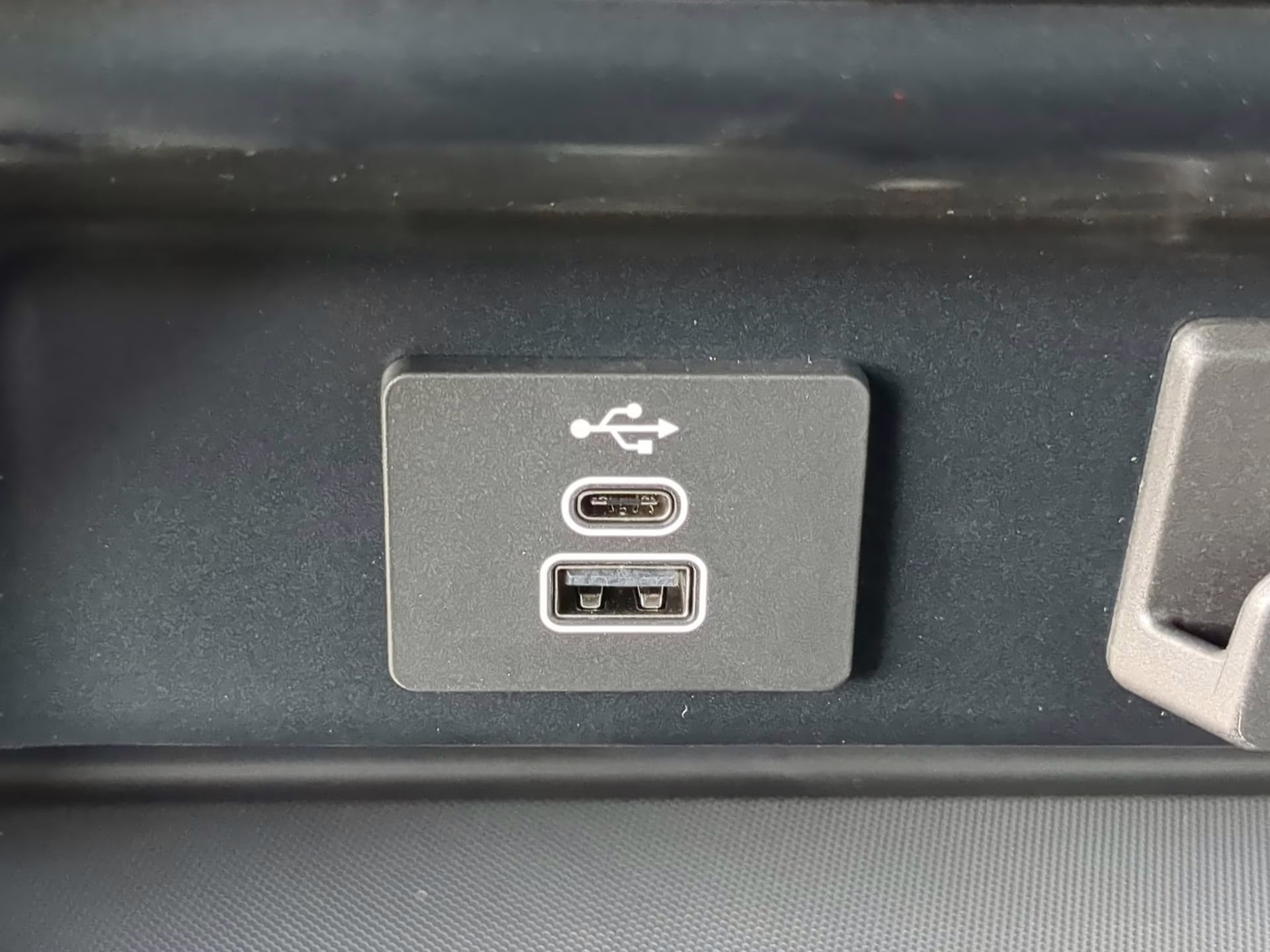 2026 Agate Black Metallic Ford F-150 XL Regular Cab Pickup 4X4 Truck