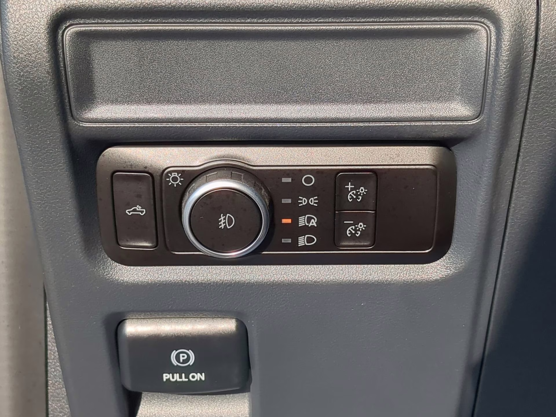 2026 Agate Black Metallic Ford F-150 XL Regular Cab Pickup 4X4 Truck