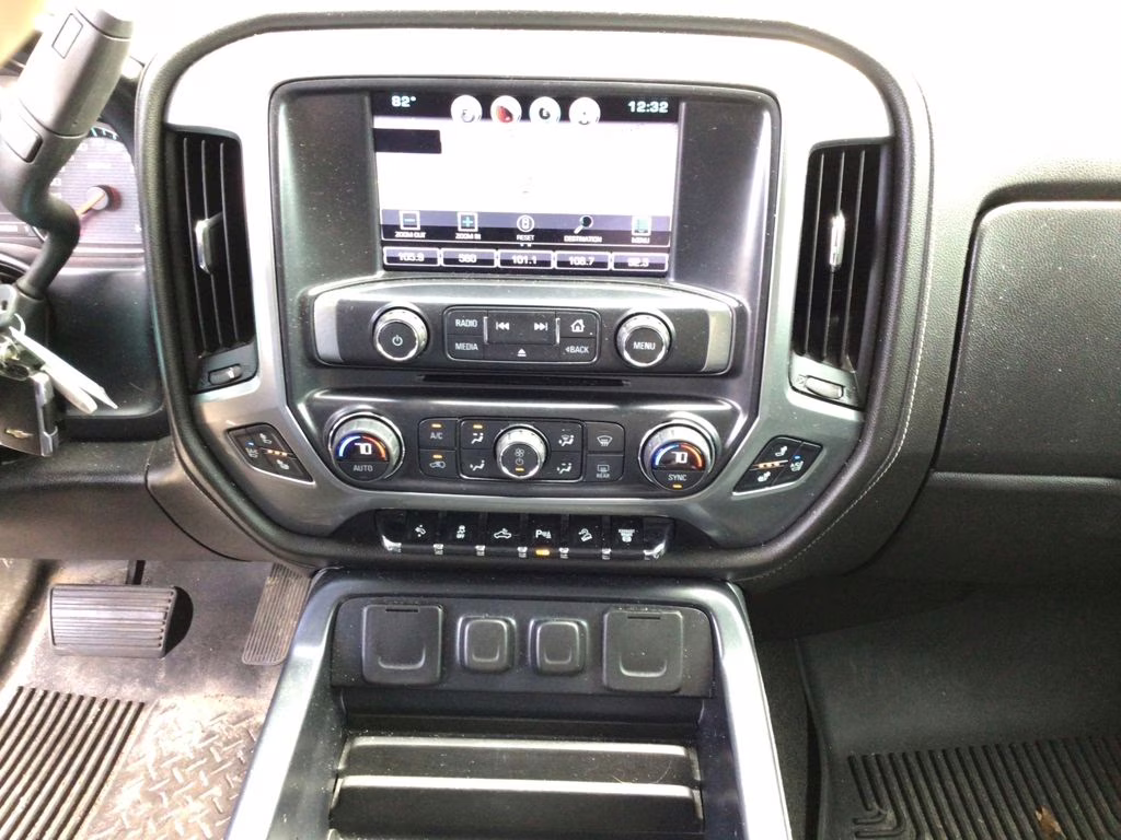 2015 Silver Ice Metallic Chevrolet Silverado 2500HD LTZ 4X4 Truck