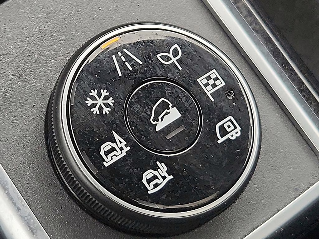 2023 Obsidian Green Pearl/Super Black Nissan Pathfinder Platinum 4X4 SUV