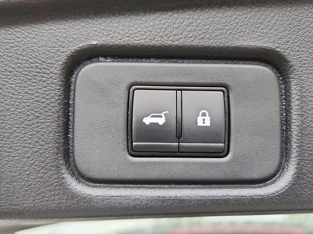 2023 Obsidian Green Pearl/Super Black Nissan Pathfinder Platinum 4X4 SUV