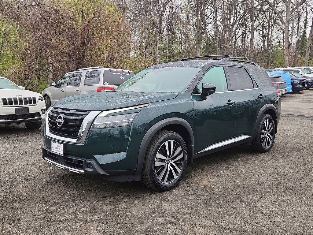 2023 Obsidian Green Pearl/Super Black Nissan Pathfinder Platinum 4X4 SUV