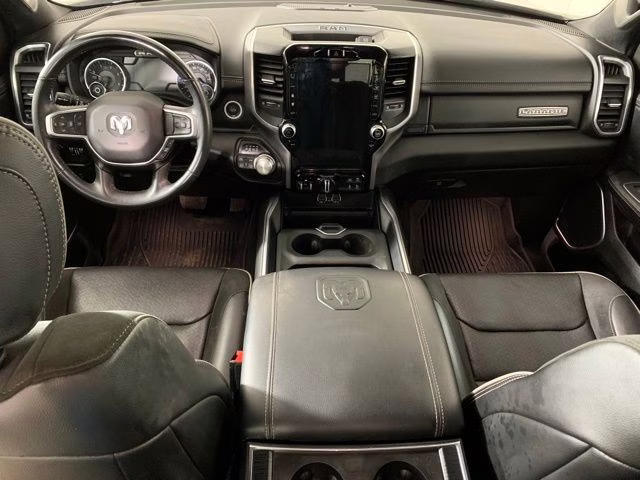 2023 Diamond Black Crystal Pearlcoat Ram 1500 Laramie 4X4 Truck