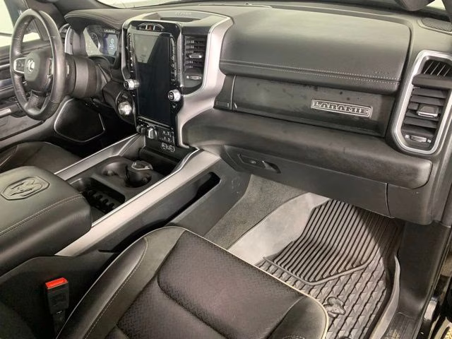 2023 Diamond Black Crystal Pearlcoat Ram 1500 Laramie 4X4 Truck