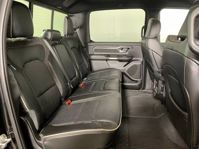 2023 Diamond Black Crystal Pearlcoat Ram 1500 Laramie 4X4 Truck