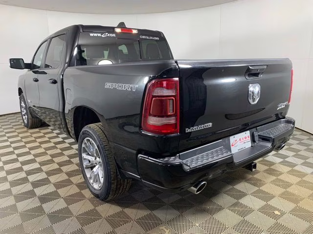 2023 Diamond Black Crystal Pearlcoat Ram 1500 Laramie 4X4 Truck