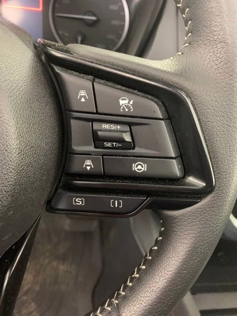 2025 Crystal White Pearl Subaru Forester Premium AWD SUV