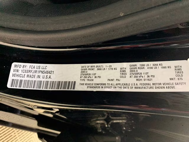 2023 Diamond Black Crystal Pearlcoat Ram 1500 Laramie 4X4 Truck