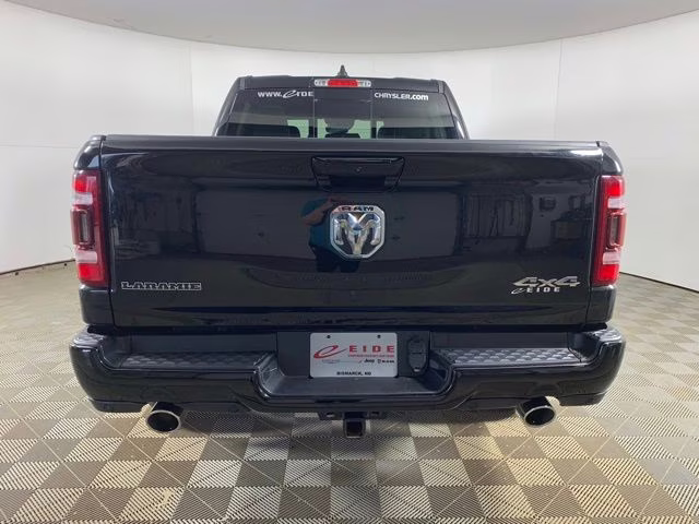 2023 Diamond Black Crystal Pearlcoat Ram 1500 Laramie 4X4 Truck