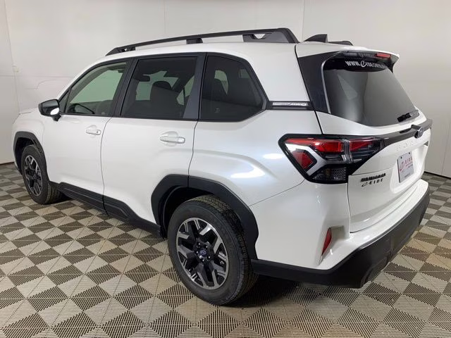 2025 Crystal White Pearl Subaru Forester Premium AWD SUV