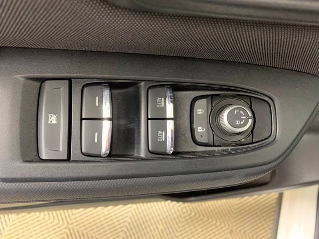 2025 Crystal White Pearl Subaru Forester Premium AWD SUV