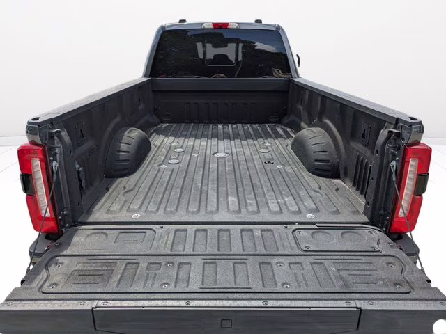 2023 Gray Metallic Ford Super Duty F-350 DRW Lariat 4X4 Truck