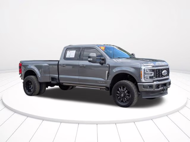 2023 Gray Metallic Ford Super Duty F-350 DRW Lariat 4X4 Truck