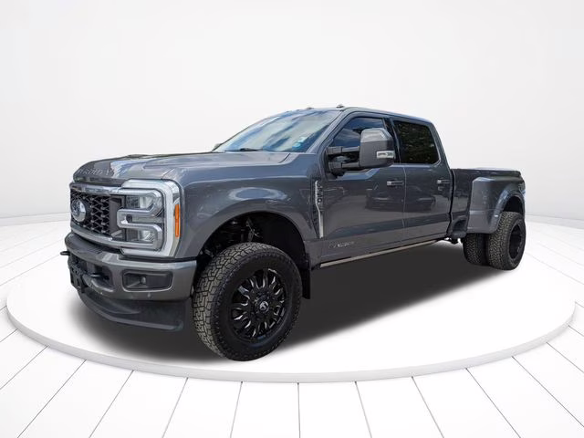 2023 Gray Metallic Ford Super Duty F-350 DRW Lariat 4X4 Truck
