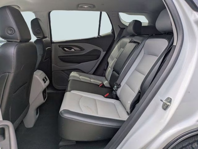 2023 Summit White GMC Terrain SLT FWD SUV