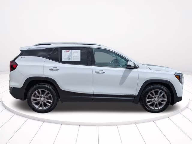 2023 Summit White GMC Terrain SLT FWD SUV