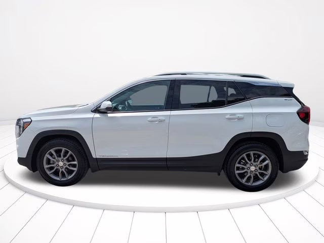 2023 Summit White GMC Terrain SLT FWD SUV