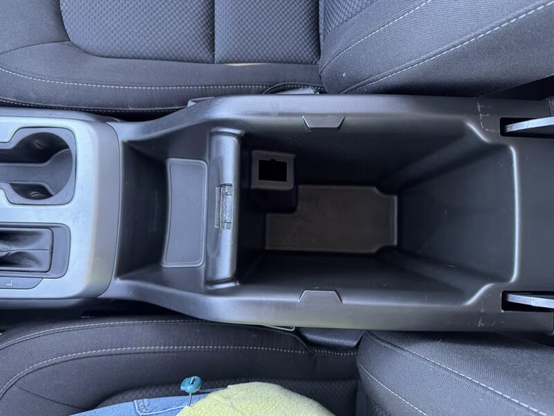2022 Summit White Chevrolet Colorado LT 4X4 Truck