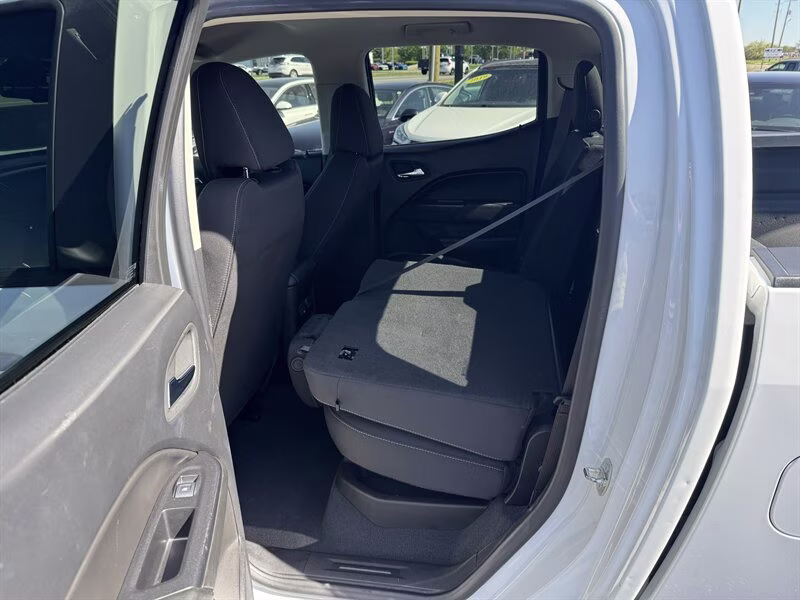2022 Summit White Chevrolet Colorado LT 4X4 Truck