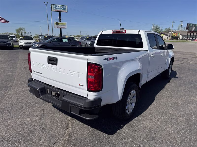 2022 Summit White Chevrolet Colorado LT 4X4 Truck