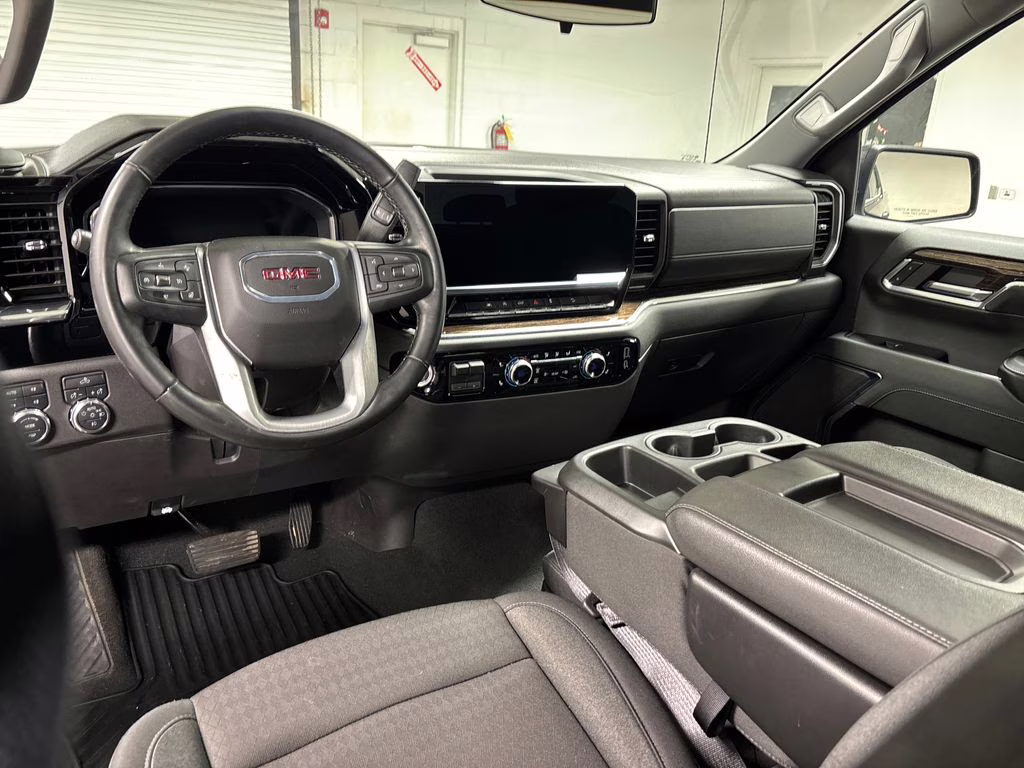 2024 Onyx Black GMC Sierra 1500 Elevation 4X4 Truck