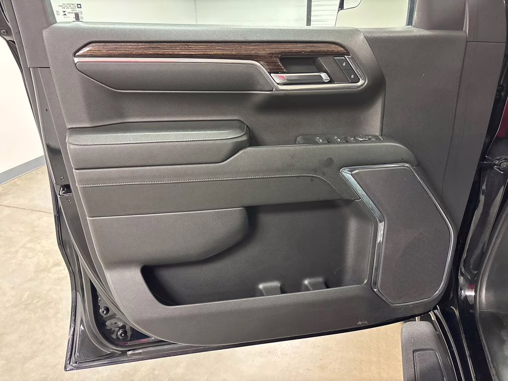 2024 Onyx Black GMC Sierra 1500 Elevation 4X4 Truck