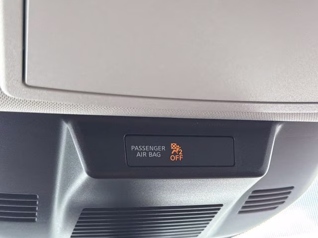 2026 Everest White Pearl Tricoat Nissan Rogue Platinum AWD SUV