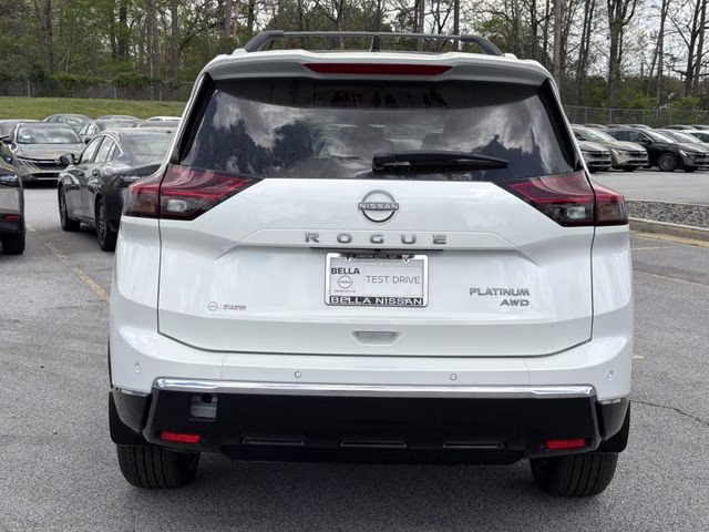 2026 Everest White Pearl Tricoat Nissan Rogue Platinum AWD SUV