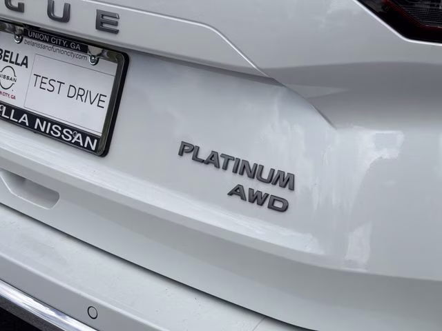 2026 Everest White Pearl Tricoat Nissan Rogue Platinum AWD SUV