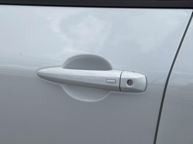 2026 Everest White Pearl Tricoat Nissan Rogue Platinum AWD SUV