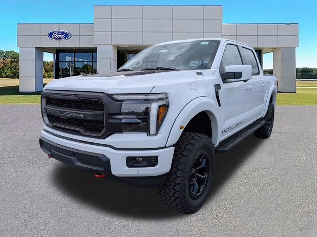 2026 Oxford White Ford F-150 LARIAT 4X4 Truck