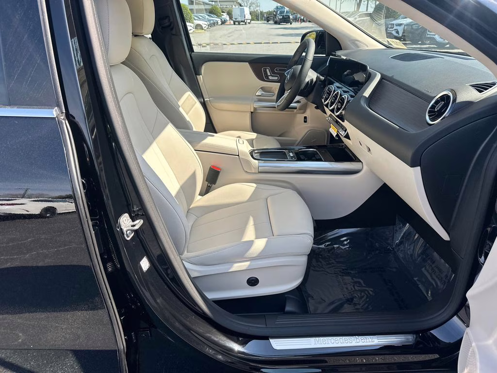 2026 Black Mercedes-Benz GLA GLA 250 AWD SUV