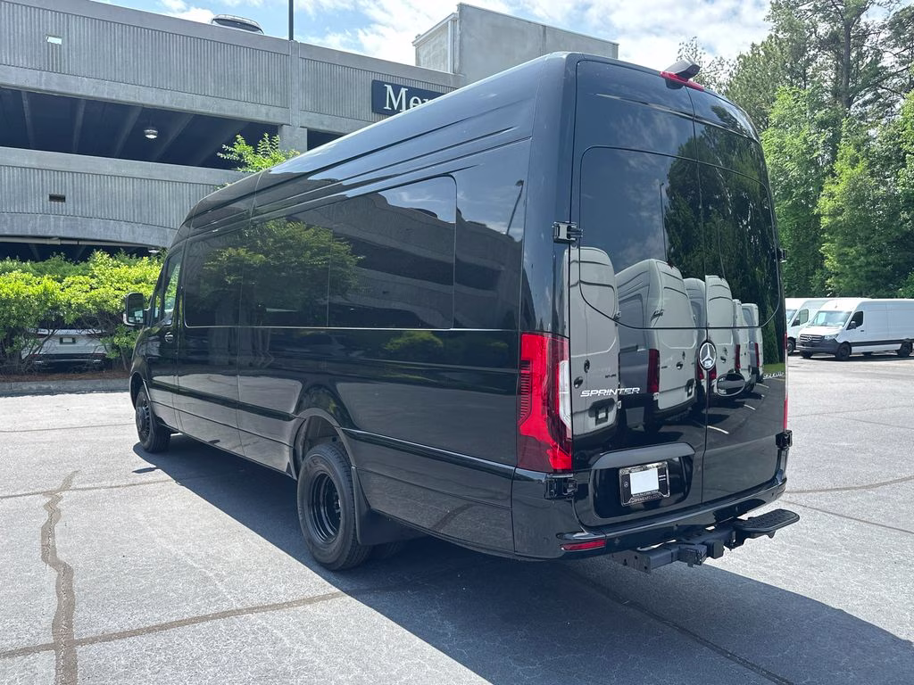 2026 Obsidian Mercedes-Benz Sprinter 3500XD Cargo 170 WB RWD Van