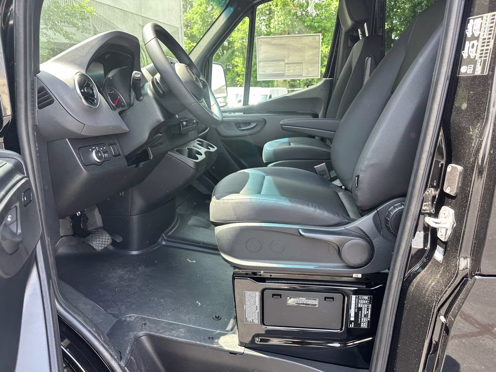 2026 Obsidian Mercedes-Benz Sprinter 3500XD Cargo 170 WB RWD Van