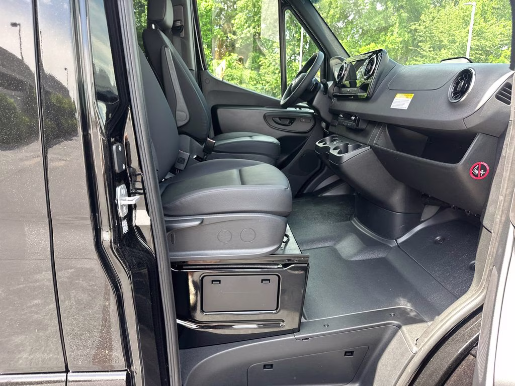 2026 Obsidian Mercedes-Benz Sprinter 3500XD Cargo 170 WB RWD Van
