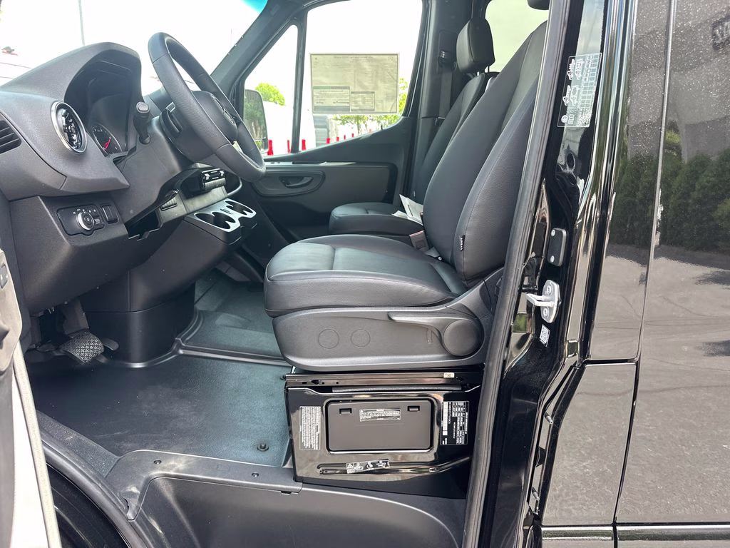 2026 Obsidian Mercedes-Benz Sprinter 3500XD Cargo 170 WB RWD Van