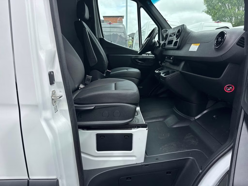 2025 Arctic Mercedes-Benz Sprinter 2500 Cargo 144 WB RWD Van