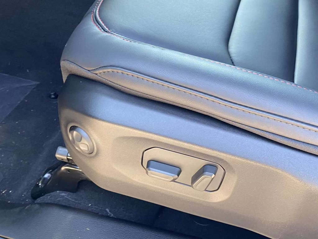 2026 Anvil Clear Coat Jeep Wrangler Rubicon 4X4 SUV